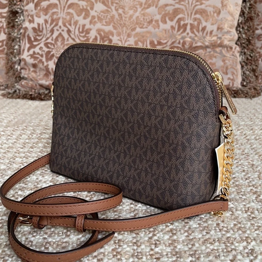 Michael Kors Jet Set Travel Medium Dome Crossbody - Picture 11 of 16